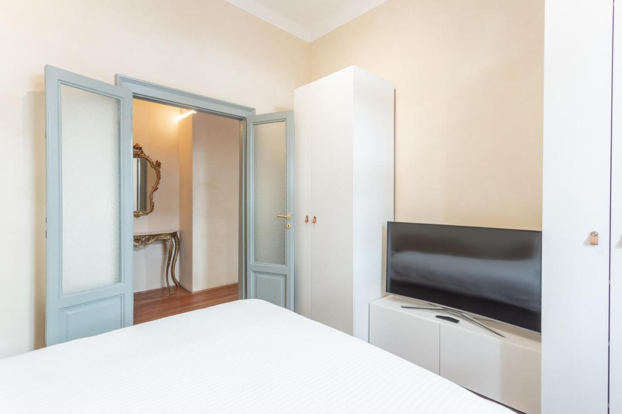 Suite Cavour By Icasamia It Varese Zewnętrze zdjęcie